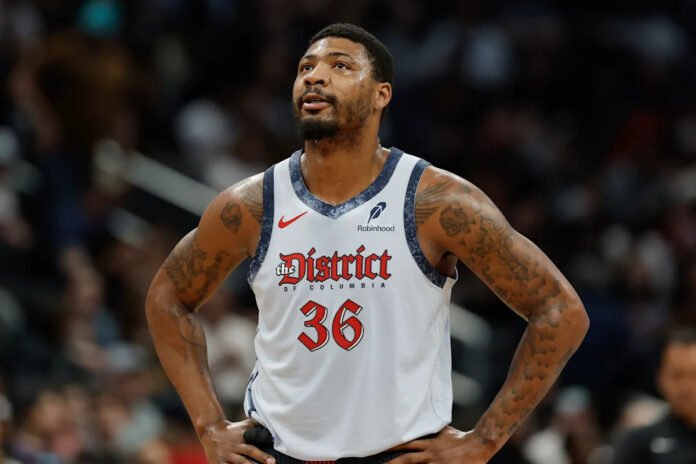 Wizards veteran Marcus Smart gets into brief altercation with Celtics fan in latest return to Boston