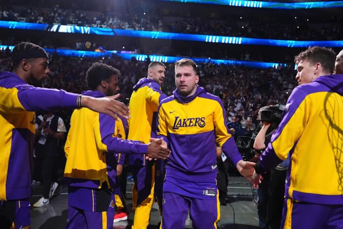 Luka Dončić fights back tears during Mavericks' pregame video tribute in return to Dallas