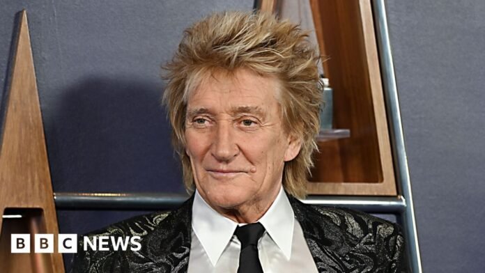 Rod Stewart cancels US gigs ahead of Glastonbury legends slot