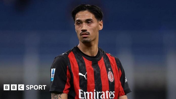 Tijjani Reijnders: Manchester City agree deal to sign AC Milan midfielder