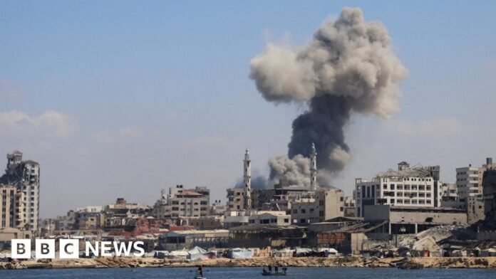 'Cataclysmic' situation in Gaza City, UN official says, as Israeli 'Cataclysmic' situation in Gaza City, UN official says, as Israeli tanks advance