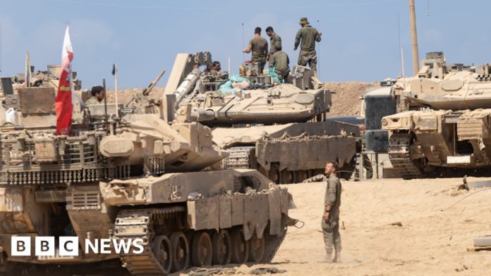 Israeli tanks push into major Gaza City residential area Israeli tanks push into major Gaza City residential area