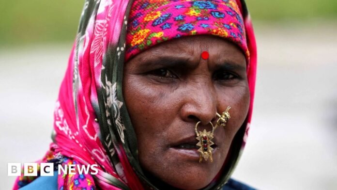 Nepal turmoil drives migrants back home from India Nepal turmoil drives migrants back home from India