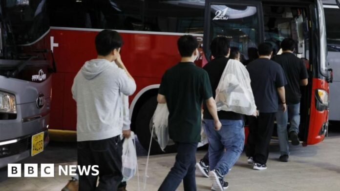 US officers tied us up and pointed guns at us, US officers tied us up and pointed guns at us, South Korean engineers tell BBC