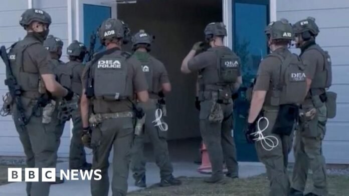 South Korean officials will travel to US to secure return of detained workers