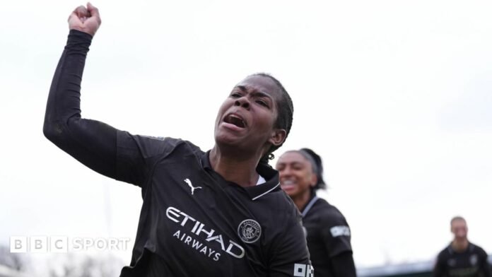 London City 1-2 Man City: Khadija Shaw winner sends leaders nine points clear