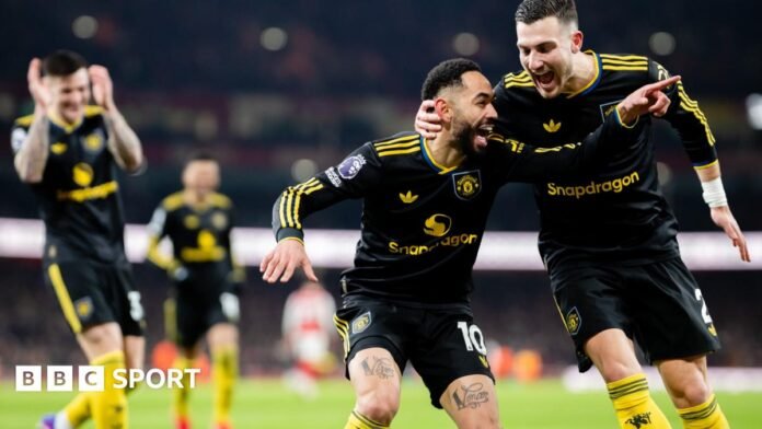 Premier League LIVE: Arsenal vs Manchester United - build-up, team news, live text & radio commentary