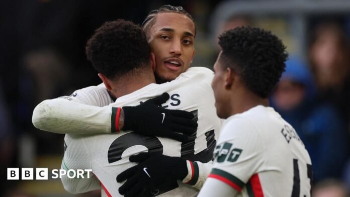 Premier League LIVE: Crystal Palace vs Chelsea, Newcastle v Aston Villa, Brentford v Nottingham Forest - score, text updates & commentaries