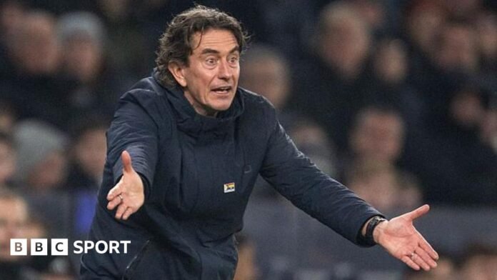 Football: Are fans booing their own team and manager more?