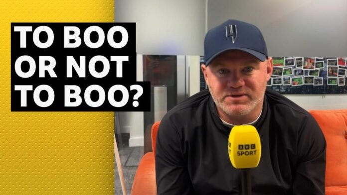 To boo or not to boo? Pundits and fans have their say. Video, 00:02:27To boo or not to boo? Pundits and fans have their say